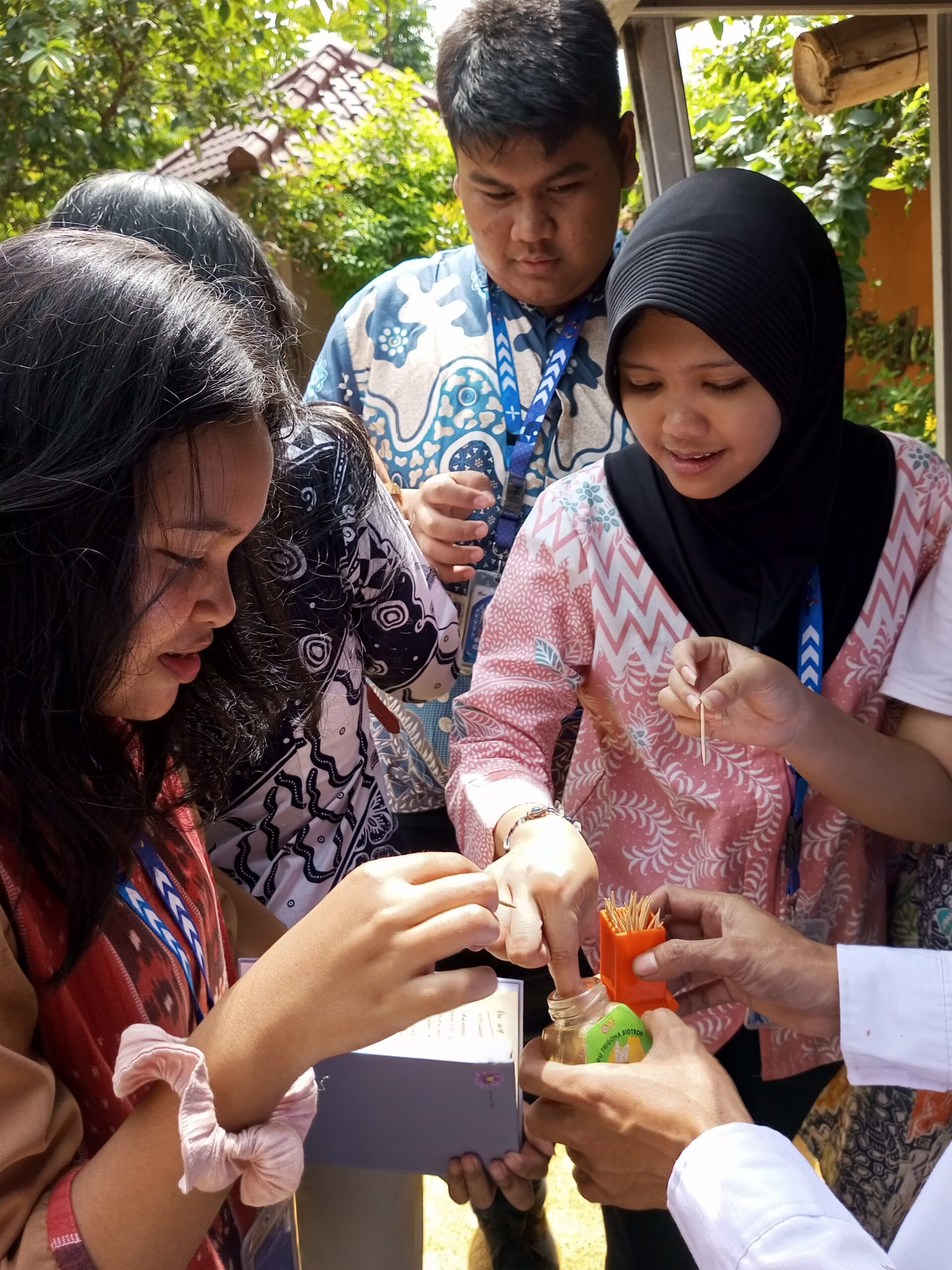 SEAMEO BIOTROP: Kunjungan Inspiratif untuk Pengembangan KIR 4 WhatsApp Image 2025 11 01 at 09.14.09 scaled